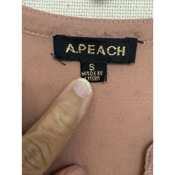 APEACH Women’s Top Blouse Sz Small Mauve Textured Lace Trim Long Sleeve Peasant - Picture 12 of 14